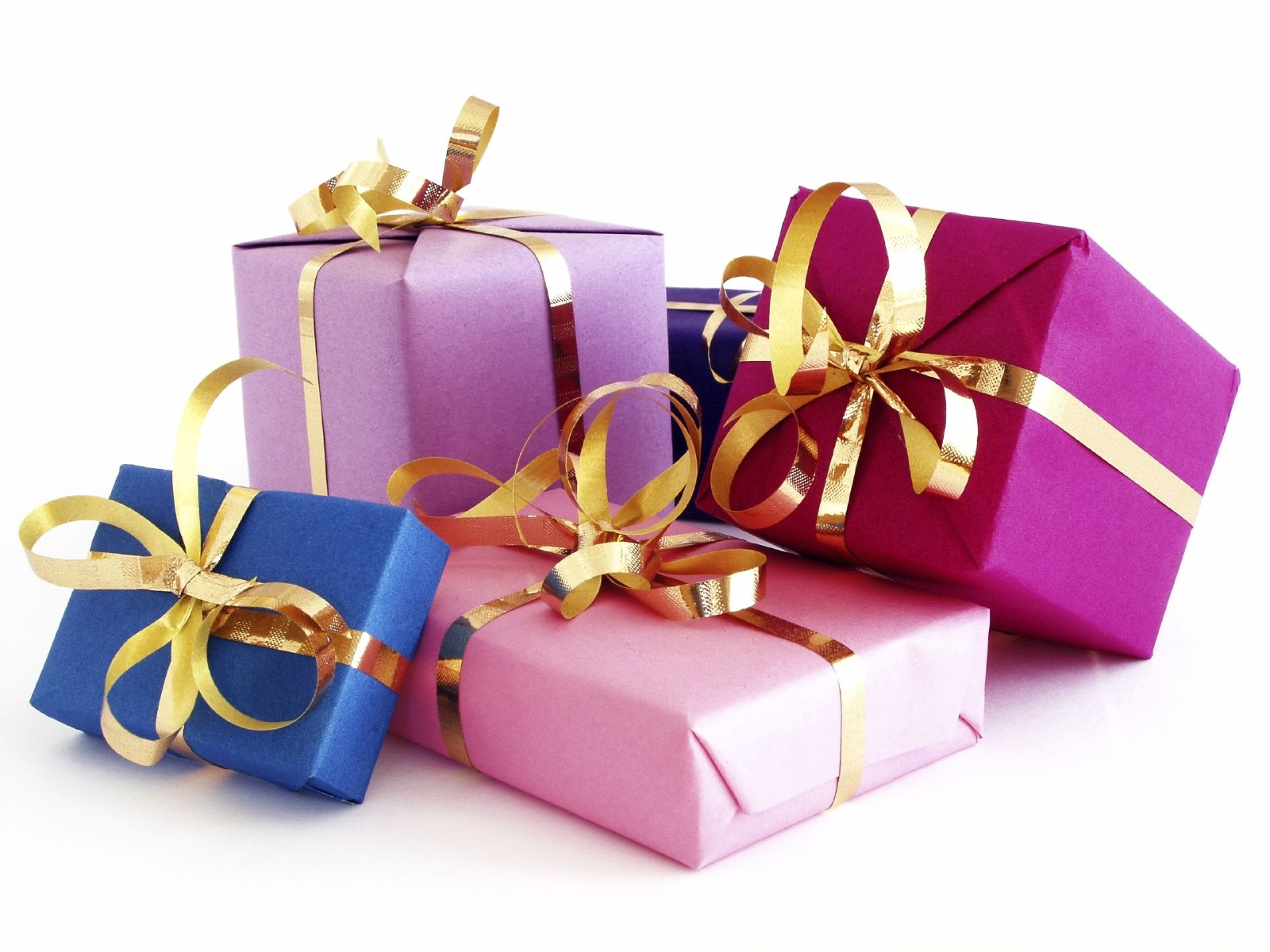 ChristmasGifts_Colorful