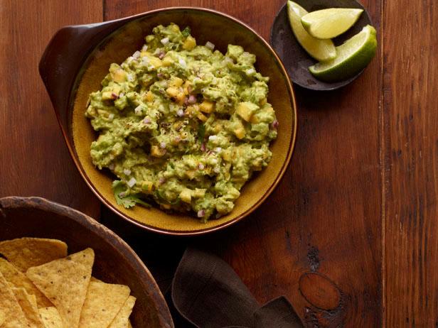 GuacamoleSpicywithMango-FoodNetwork