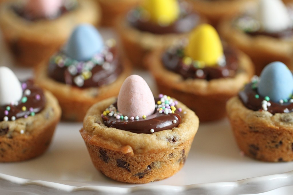 EasterChocChipCookieCups.jpg