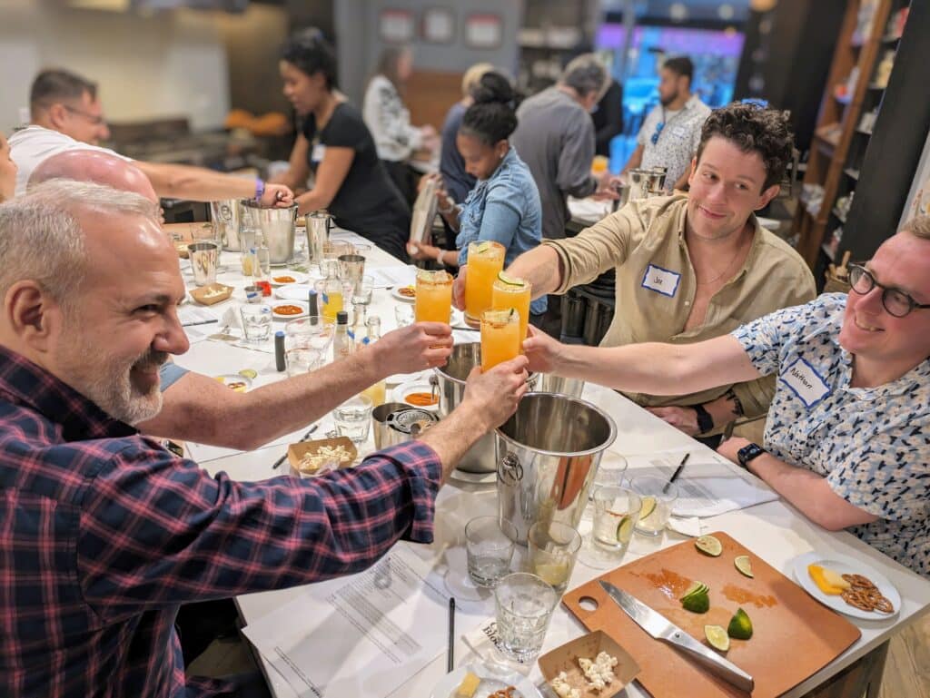 Cocktail Class Students Cheers
